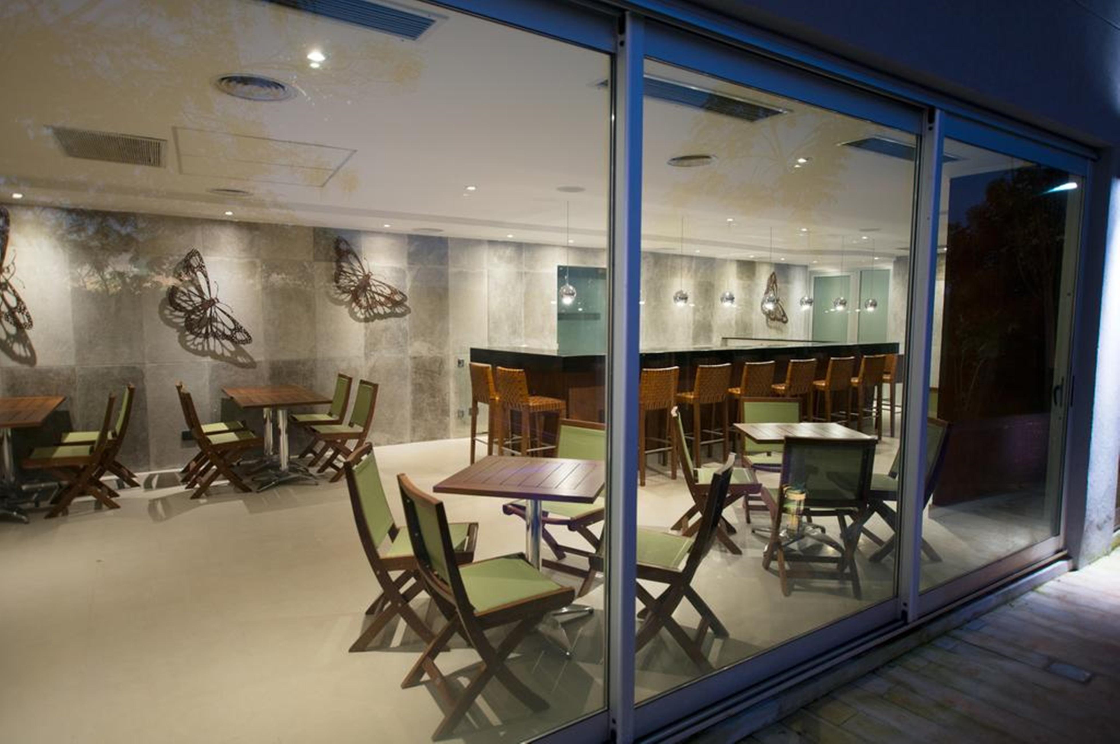 Hotel Guamini Mision 푸에르토이과수 외부 사진