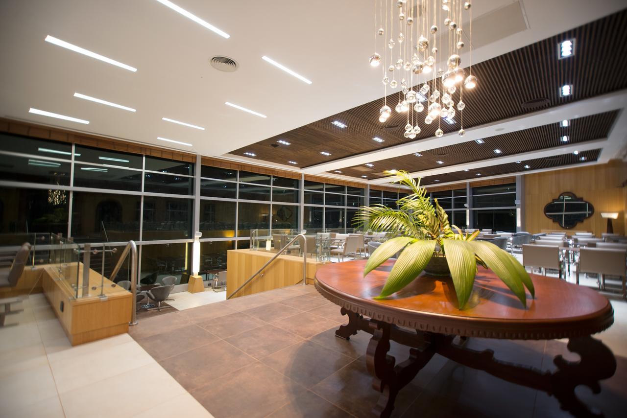 Hotel Guamini Mision 푸에르토이과수 외부 사진