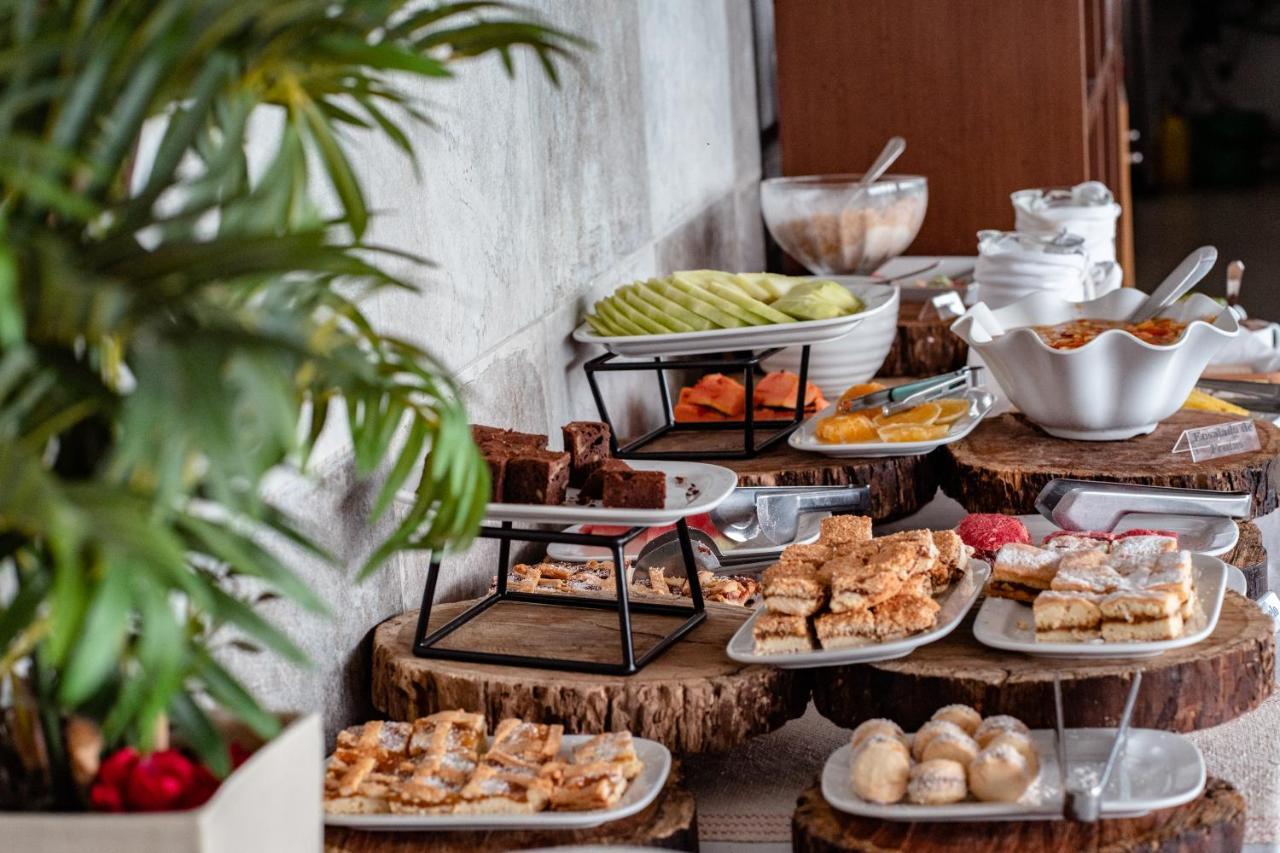 Hotel Guamini Mision 푸에르토이과수 외부 사진